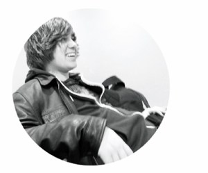 "Help, I'm trapped in this bubble and it's really funny! Plus I need a job, please."